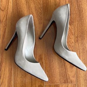 NWOT 5” Grey Schultz High Heels